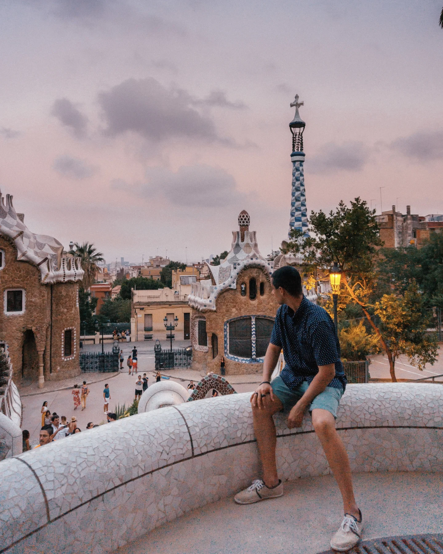 Barcelona - What you need to know before you go – Go Guides